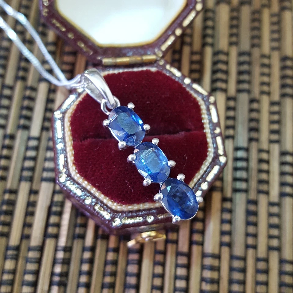 Collar de plata de ley 925, colgante de cianita azul zafiro, colgante trilogía  Foto 4 de 4