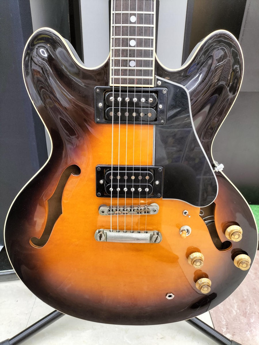 Navigator SA (ES‐335 Type) Sunburst Made in Japan 70s-80s Navigator SA (ES‐335 Type) Sunburst Made in Japan 70s-80s