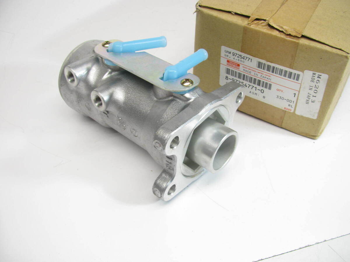 New Genuine OEM Isuzu 8-97254771-0 Brake Master Cylinder 98 New Genuine OEM Isuzu 8-97254771-0 Brake Master Cylinder 98