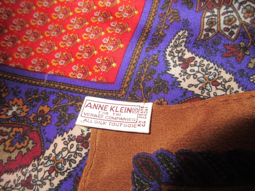 Anne Klein Silk Burgundy and Gold Print Scarf Square 30.5' x 30.5" Signed - Picture 6 of 6