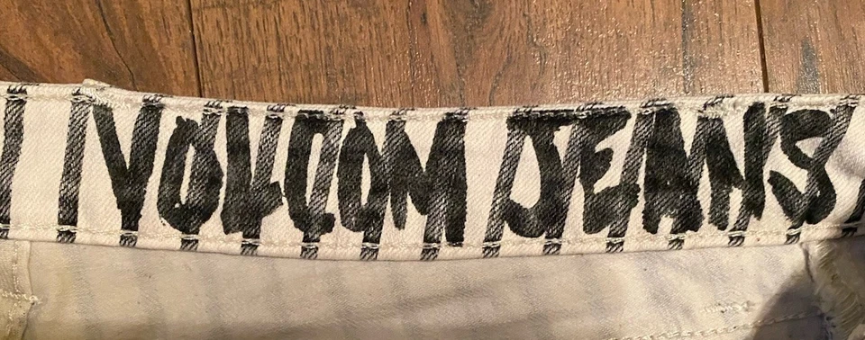 #1133 Volcom Jeans Girls Liberator Striped Legging Ankle Fit Size 5 - Image 2 of 4