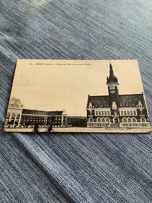 C.P.A. N/B*ALBERT* Rathaus und die Schulgruppe (Summe) Schule