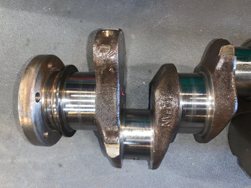 Коленвал от 1969 Datsun родстер 1600-MV-- - Изображение 2 из 4