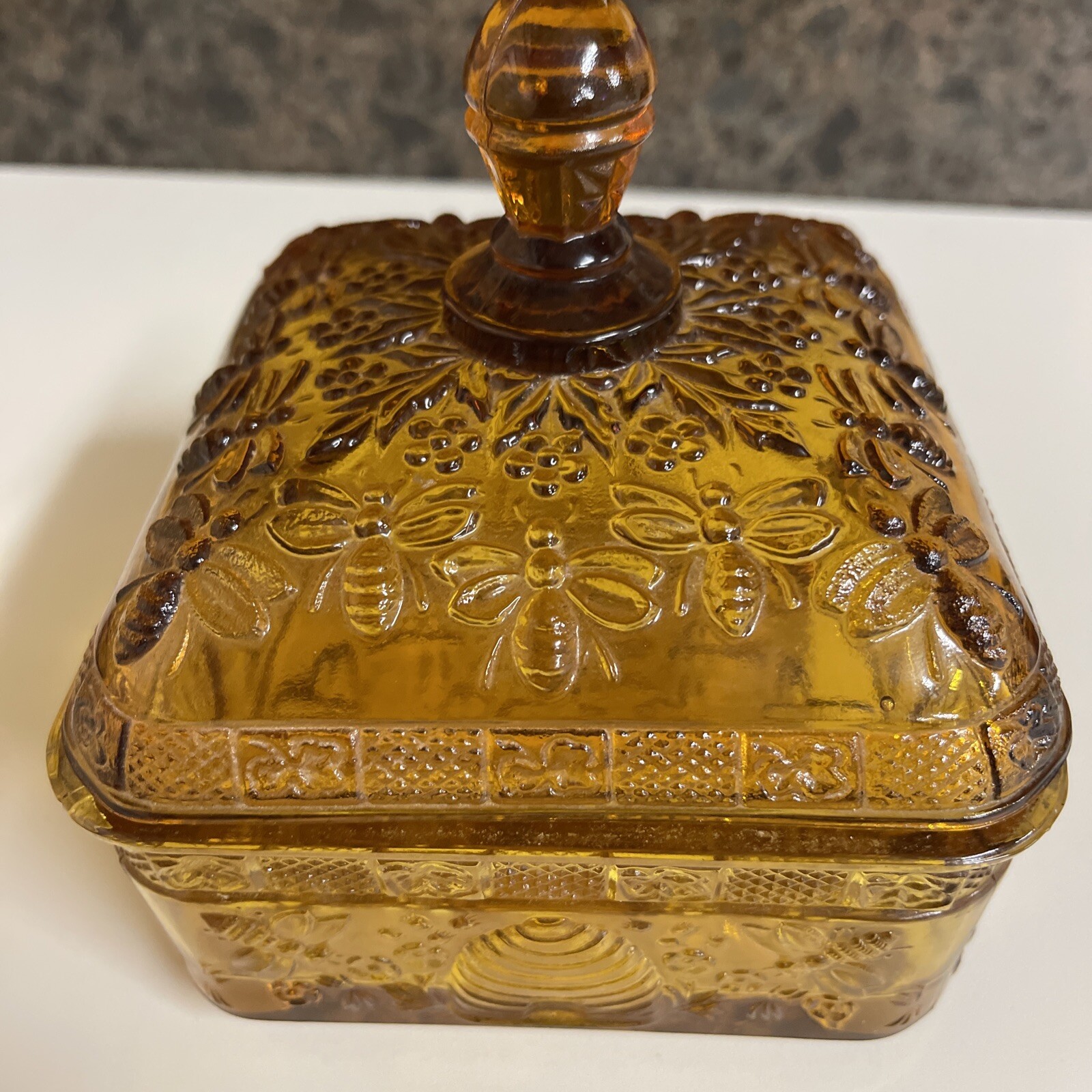 Vintage Indiana Tiara Honey Bee Beehive Candy Dish "AMBER" Very