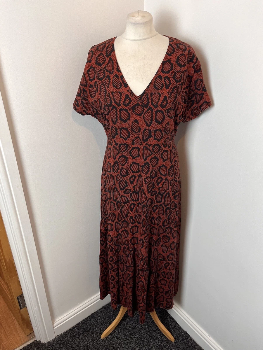 Mint velvet molly dress clearance