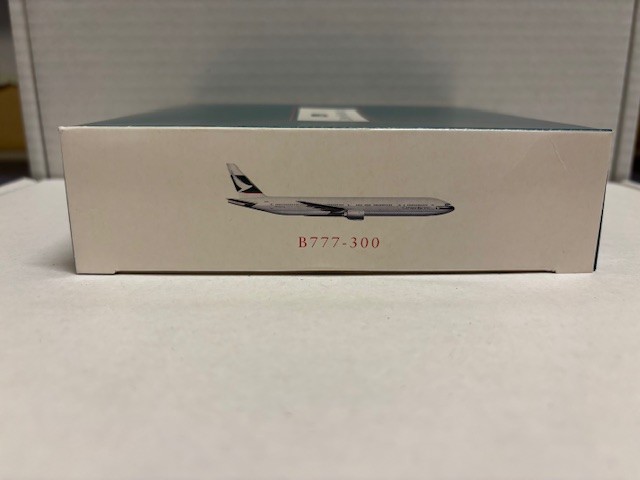 Herpa Wings 1:500 Boeing 777-300 Cathay Pacific