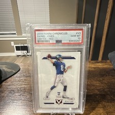 2019 Panini Chronicles Vertex Red #V-3 Daniel Jones Rookie Giants PSA 10 /199