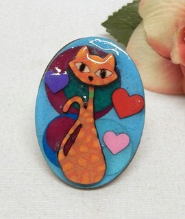 Echo & Hara Collectible Retro Atomic Cat & Hearts Brooch Pin