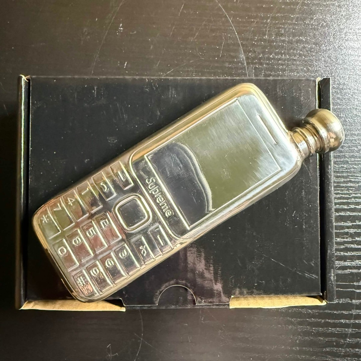 アクセサリー Supreme Pewter Company  Phone Flask Supreme Burner Phone Pewter Flask SS24 Practical Art | eBay