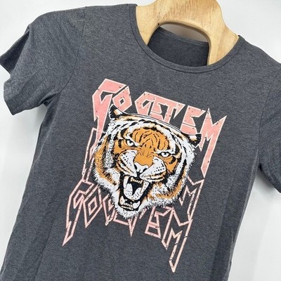 Tiger Graphic T-Shirt Gray Crew Neck Short Sleeve Tee Go Get Em
