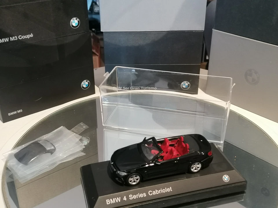 Herpa 1/43 BMW Serie 4 Cabriolet Nero Siderale MINT with Box - Immagine 2 di 4