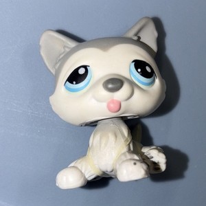 Littlest Pet Shop LPS Husky Dog Figure Gray & White Blue Eyes 2005 #69