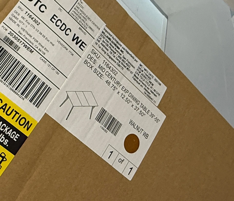 Nueva Mesa West ELM EN CAJA Mediados de Siglo Moderna Comedor NOGAL Domingo ¡SOLO VENTA!!!! Foto 4 de 4