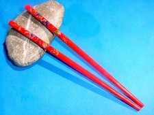 Beautiful Set of 2 Chinese Style Wood Flower Red Hair Stick