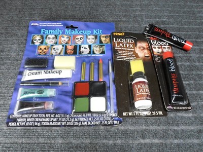Fun World Family Makeup Kit Vampire Blood Spirit Liquid Latex Halloween Costume