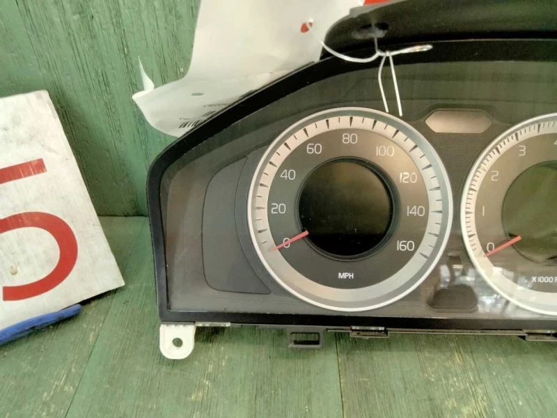 Cuadro de instrumentos velocímetro Volvo S60 2011-2013 con tacómetro 36000916 Foto 2 de 4