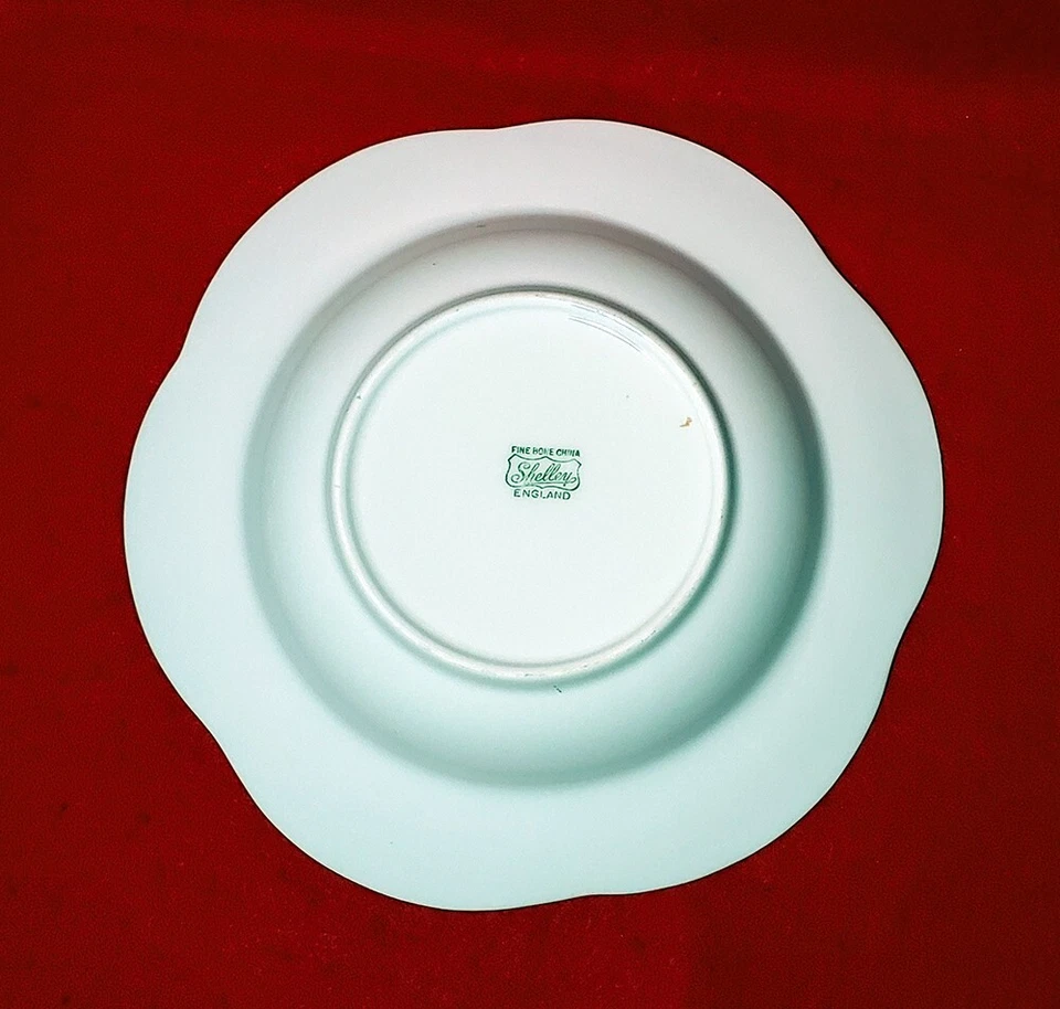 SHELLEY REGENCY DAINTY SHAPE RIM SOUP BOWL(S) ENGLAND GOLD TRIM buy 1, 2 or 3 - Image 3 of 4