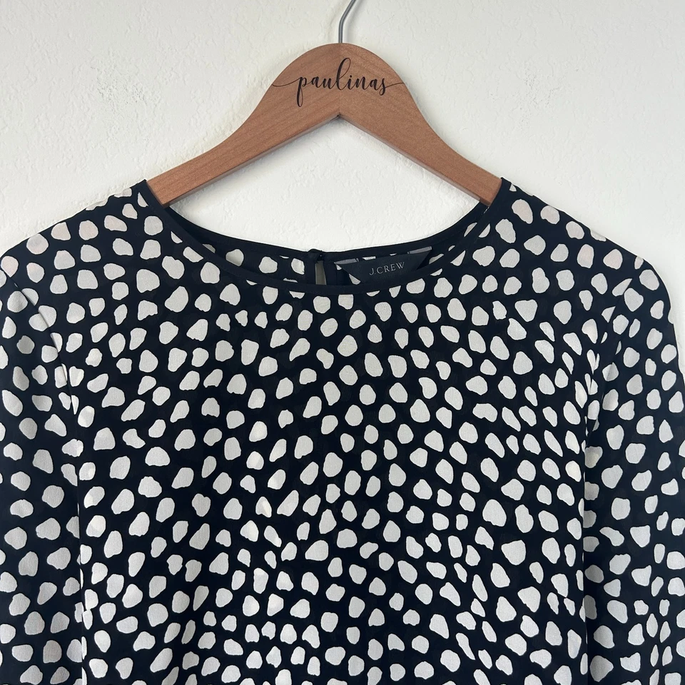 Blusa J Crew Top Mujer 8 Negro Blanco Estampado Guijarro Seda Frontal Corbata Cinturón Carrera Foto 3 de 4
