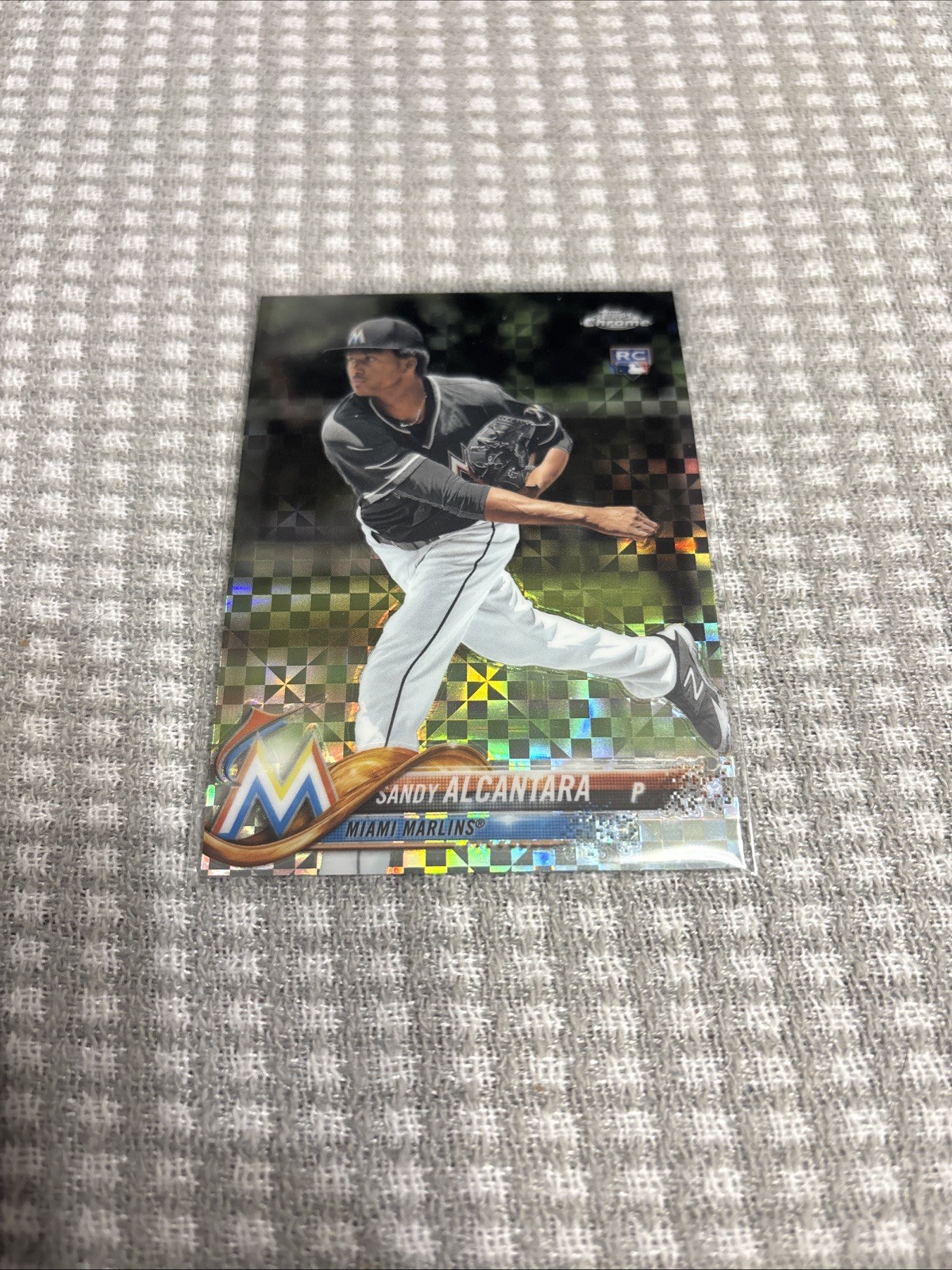 2018 Topps Chrome - Sandy Alcantara #128 X-Fractor (RC)