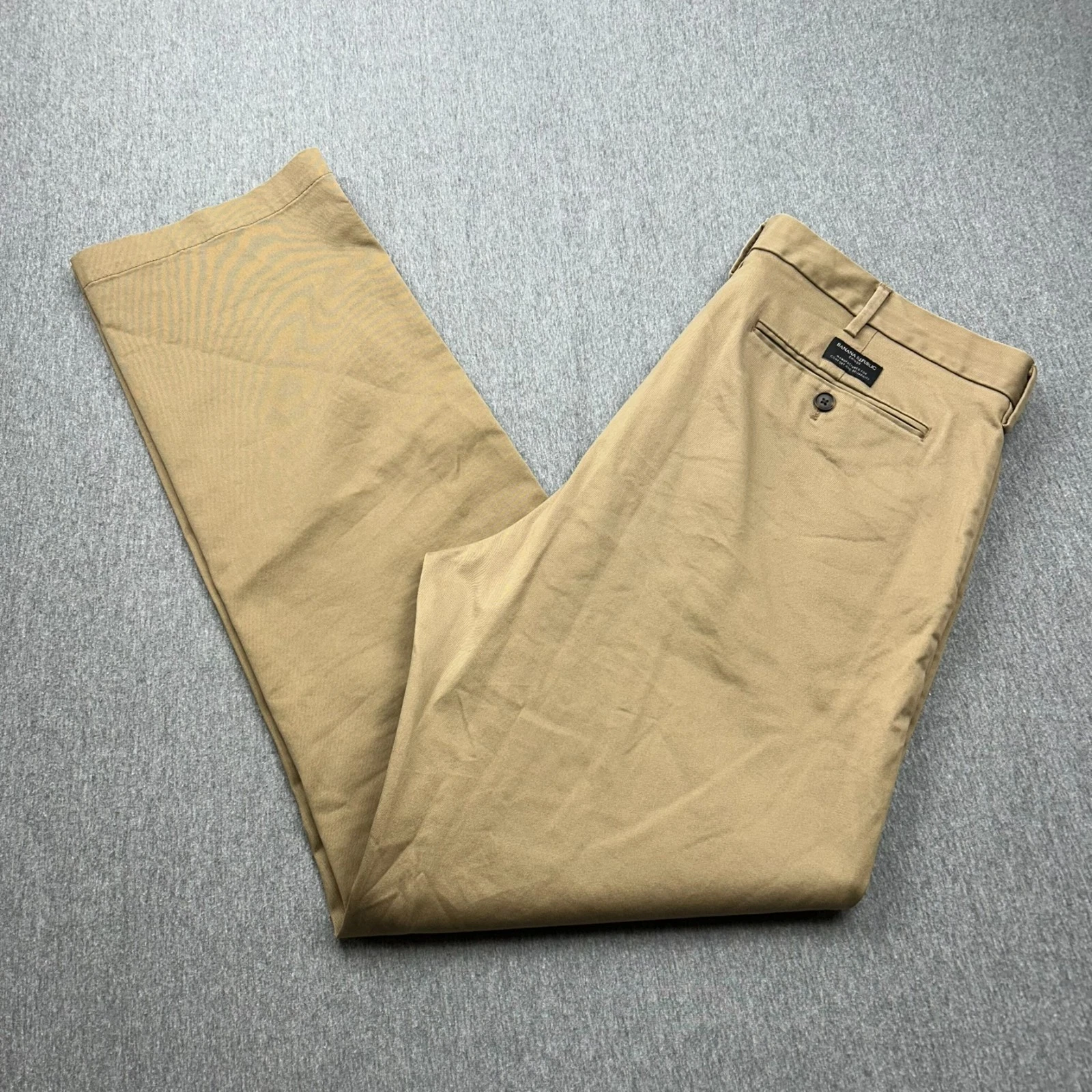 Banana Republic Emerson Rapid Movement Chino Pants Mens 38x34 Khaki Performance