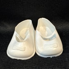 White VINTAGE 50's/60's DOLL SHOES vinyl/rubber Mary Jane molded bow  two shoes
