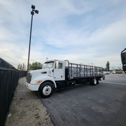 PETERBILT KENWORTH STKABED FLATBED CUMINS ALISO 172K MI 33GVW CALL8772595010 