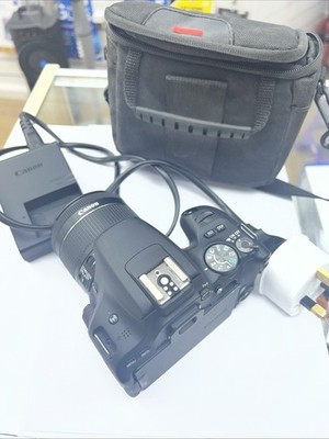 Canon  EOS 200D Digital Camera with Carry Bag And Charger