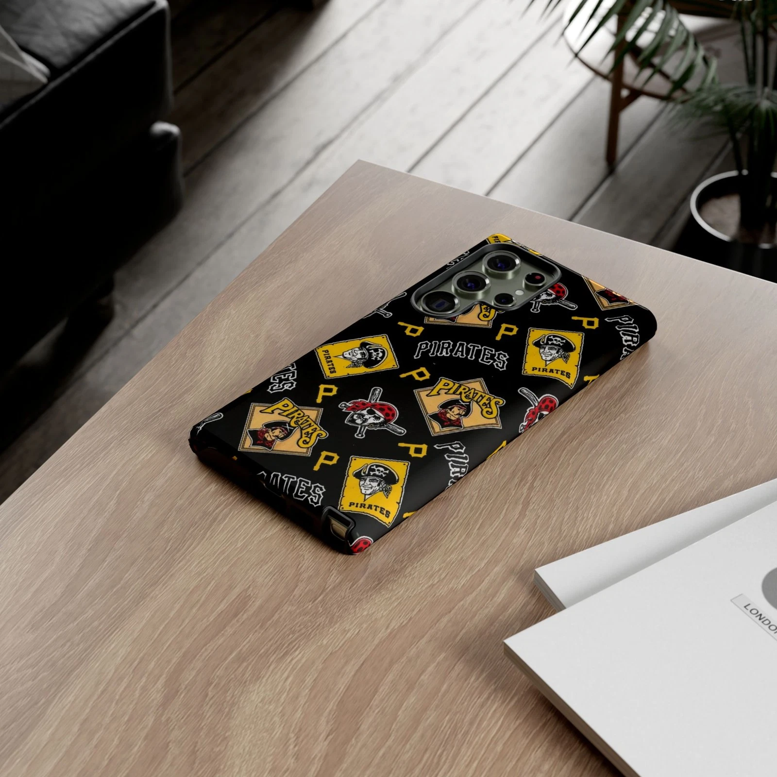 Pittsburgh Pirates Apple iPhone Cases