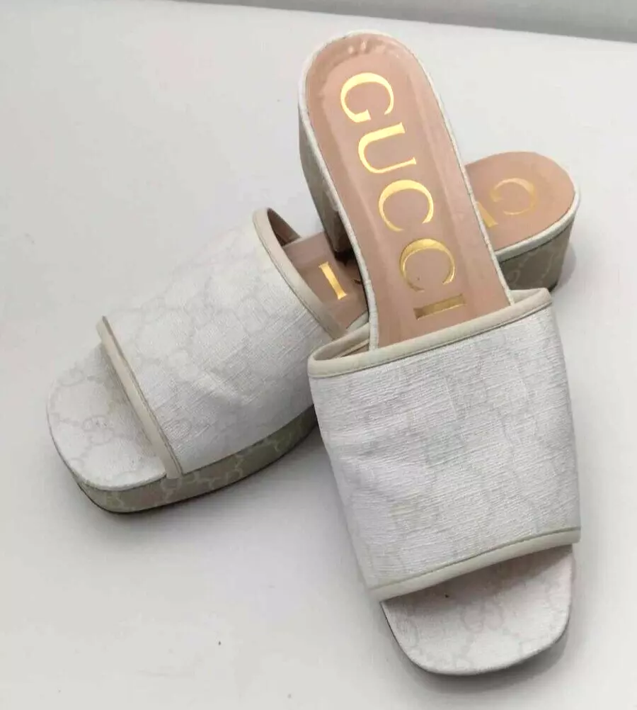 Sandales mulet GUCCI Supreme toile et cuir blanc beige pointure 6,5 US