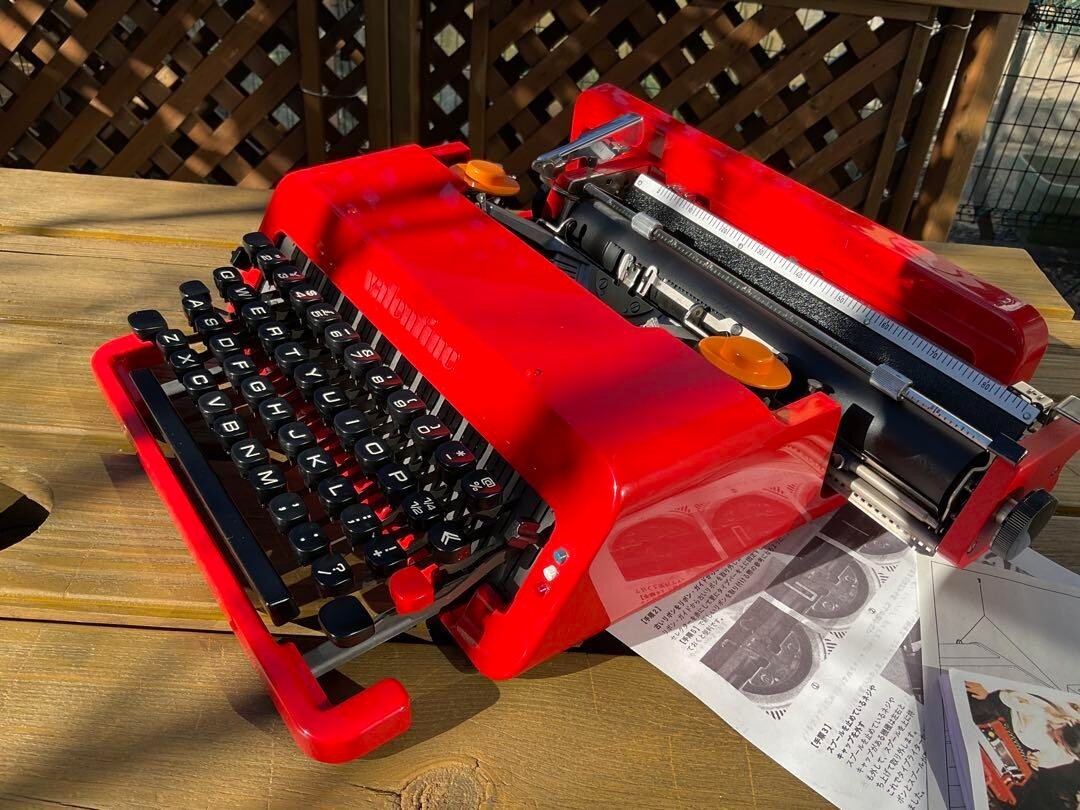 olivetti valentine 整備済　完動品　中古品　超綺麗 olivetti valentine 整備済 完動品 中古品 超綺麗