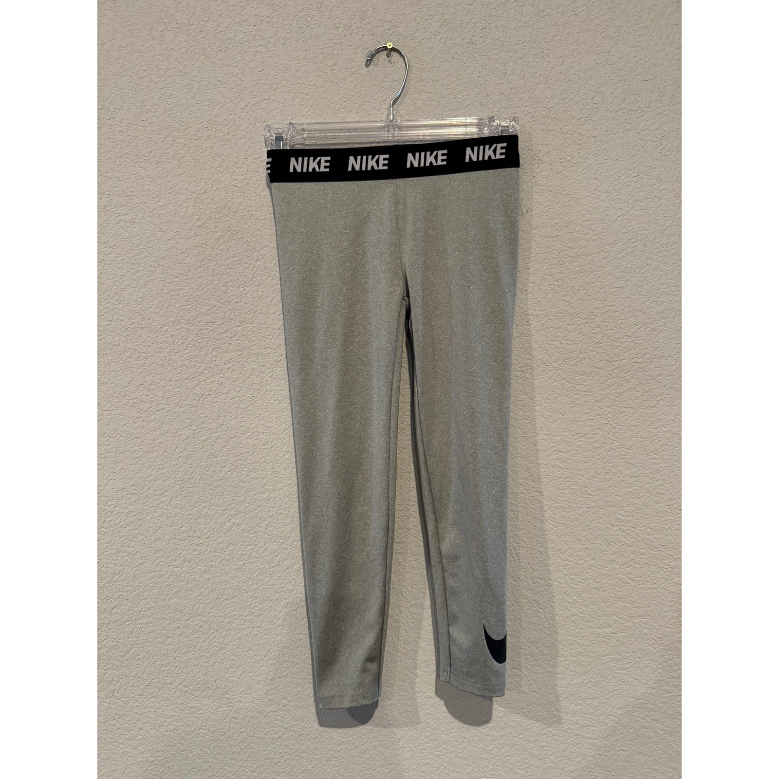 Nike DriFit Kids Leggings Grey Size 6XL - Moisture-Wicking & Comfortable