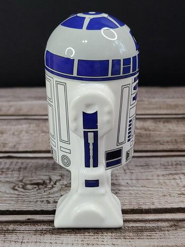 Star Wars Disney R2-D2 And R2-Q5 Droid Salt And Pepper Shakers Ceramic 2013 - Picture 5 of 14