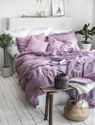 Linen Bedding Set in Lavender. 3 Piece Set: 2 Pillowcases & Duvet Cover. King