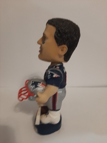 Tom Brady NE Patriots 2003 Game Day Bobblehead "Rare" - Picture 3 of 12