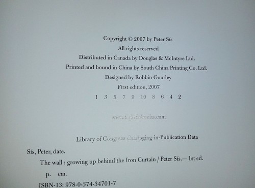 Sis, Peter(A/I): The Wall ** Caldecott Honor ** HB/DJ 1st/1st - Picture 2 of 3