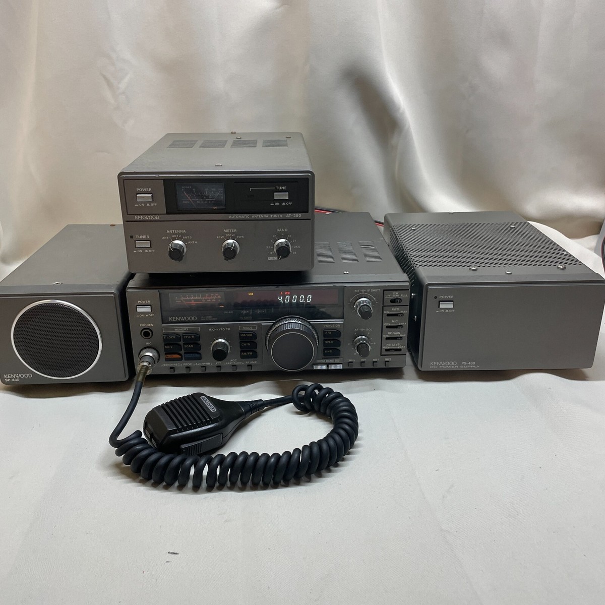 KENWOOD TRIO TS-680S AT-250 SP-430 PS-50 100W Transceiver Amateur
