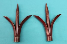 COPPIA TERMINALI MOTTURA IN FERRO PER BASTONI DIAMETRO 20 MM. GIGLIO 17 CM. X 10