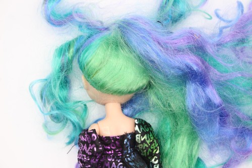 Rainbow High Amaya Raine Doll Purple Green Hair Black Logo Dress Shoes - Picture 6 of 11