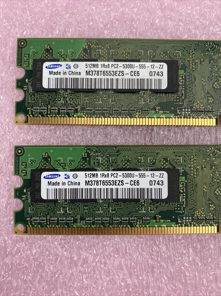 2x 512MB Samsung 5300U desktop PC RAM DDR2 M378T6553EZS-CE6 - Image 2 of 4