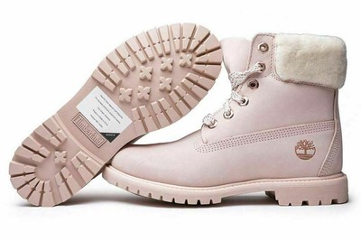 6 inch shearling boot for women in light pink