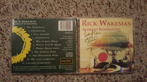 Aspirant Sunshadows by Rick Wakeman Signed CD. Black Sabbath, Elton, Bowie playr