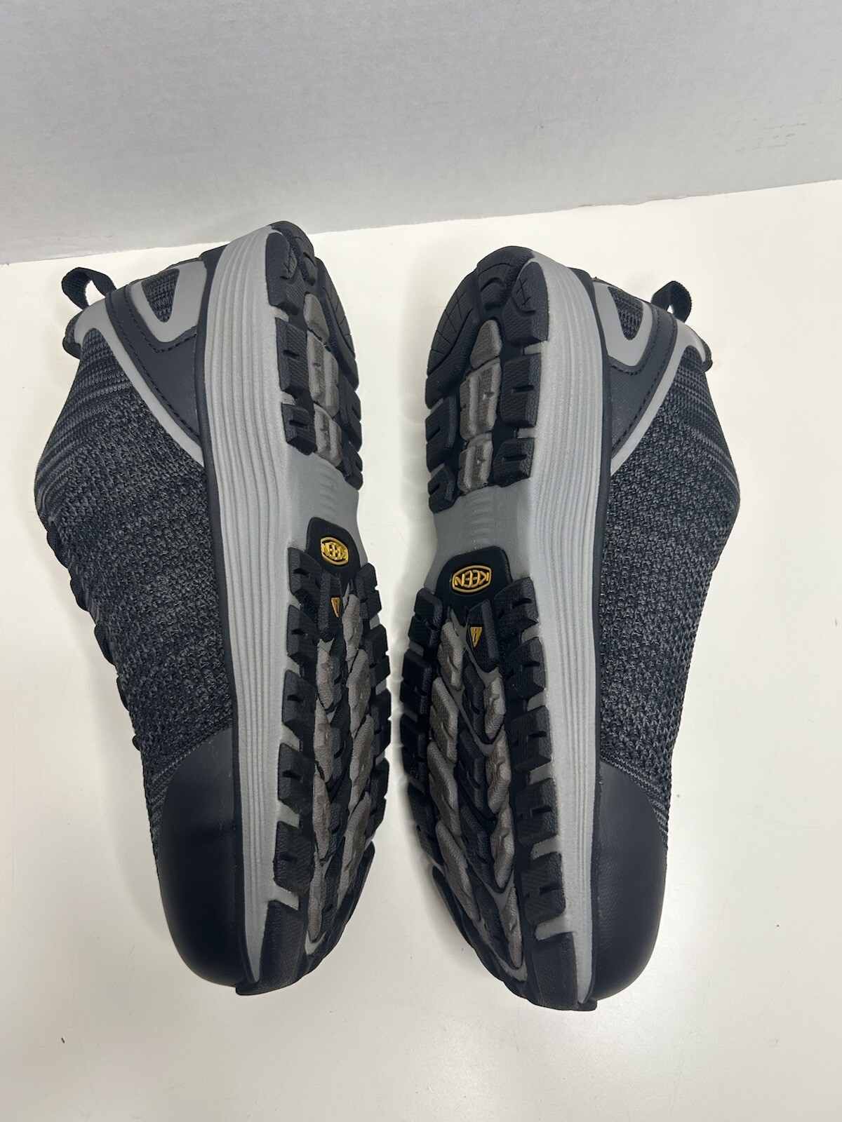 Scarpe da lavoro stringate Keen Utility F2413 18 nere taglia US 7W ASTM ESD