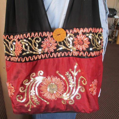 VINTAGE BLACK PURSE GOLD Silver EMBROIDERED Bag FOR Sari SKIRT Top DRESS OUTFIT - Picture 7 of 9