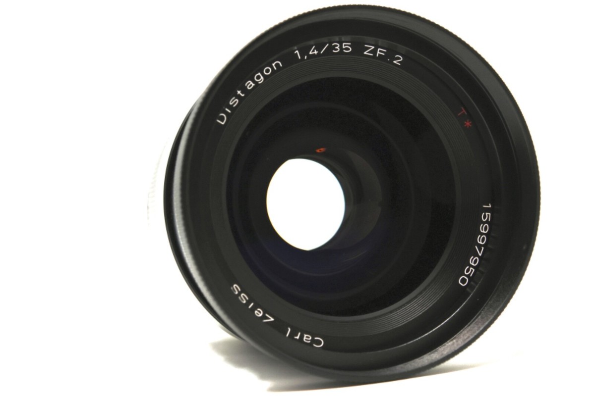 ZEISS Distagon T 35mm F/1.4 ZF.2 Lens with Simmod Pro Simring and