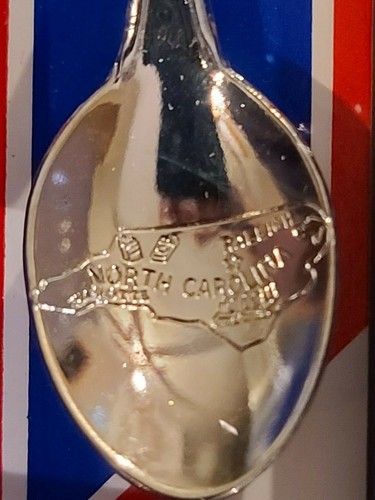 NEW IN BOX Souvenir Spoon North Carolina Tar Heel State Enamel Etched By Fort - Picture 2 of 4