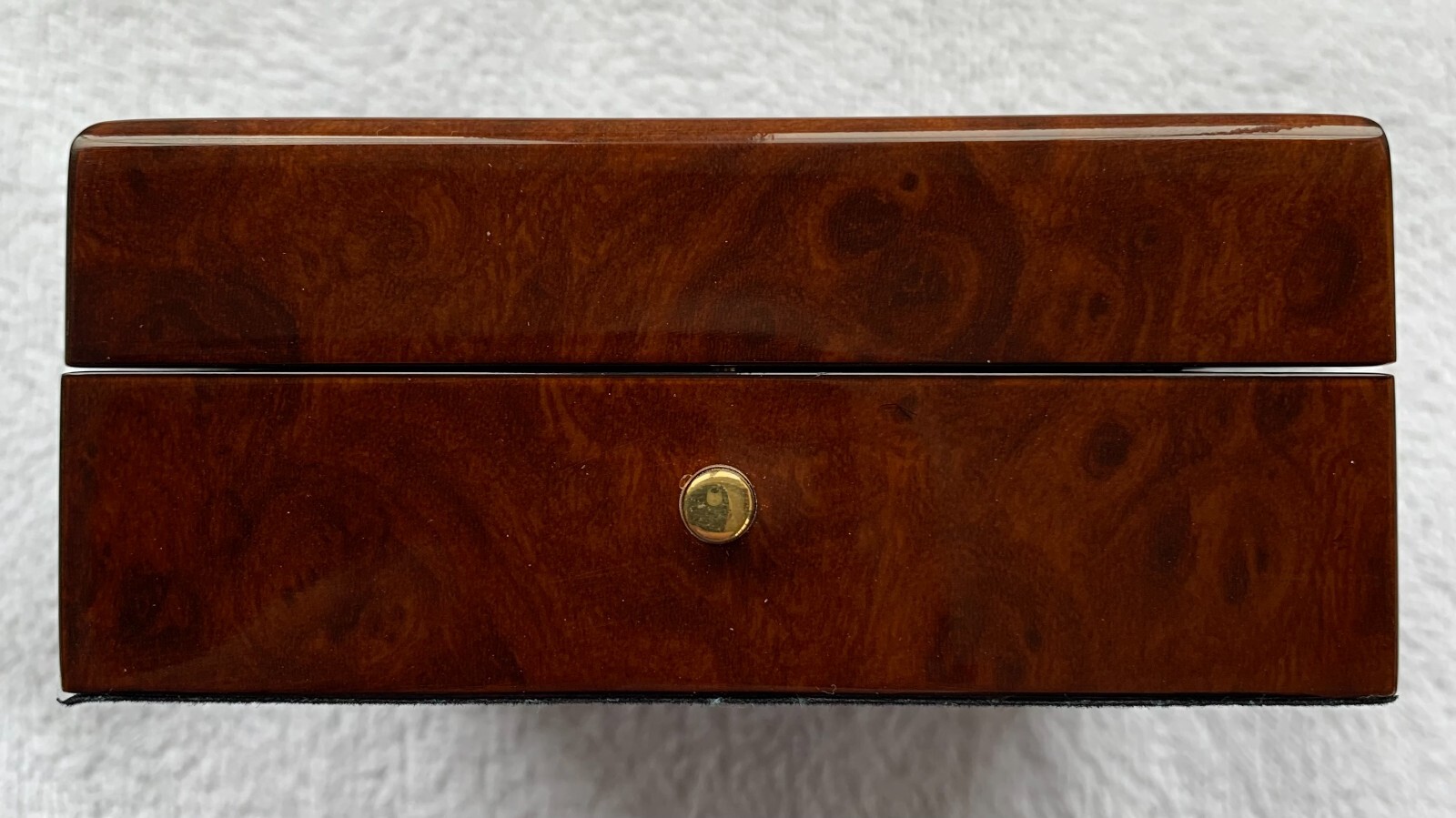 £5 Crown 5 Sovereign Walnut Case, Capsule, Outer Foam and Outer Box All Original