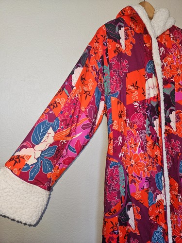 Bata Sherpa Anthropologie Tropical Floral Talla XS S Roja Multi Patchwork - Imagen 8 de 14