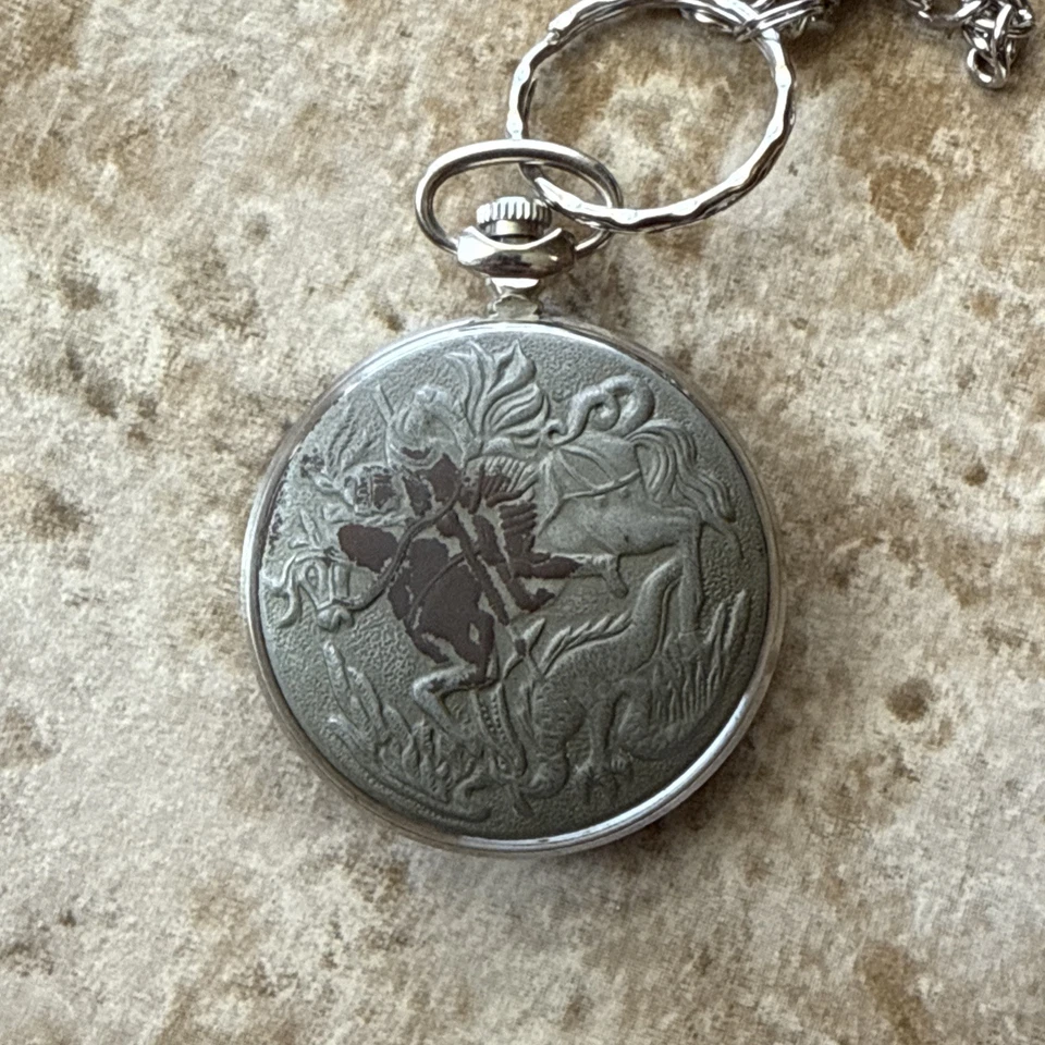 Vintage Soviet Molnija Pocket Watch Dragon Eagle (NON FUNCTIONAL) - Image 3 of 4