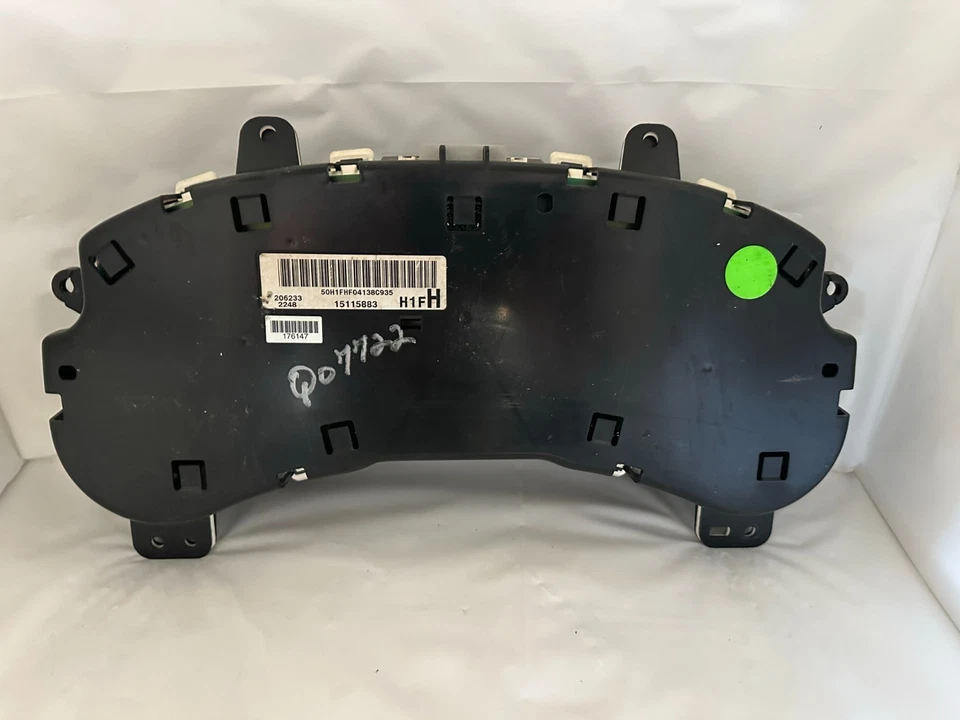 Cuadro de instrumentos velocímetro GMC Envoy/XUV/XL 2002-04 128.768 millas reconstruido Foto 2 de 3