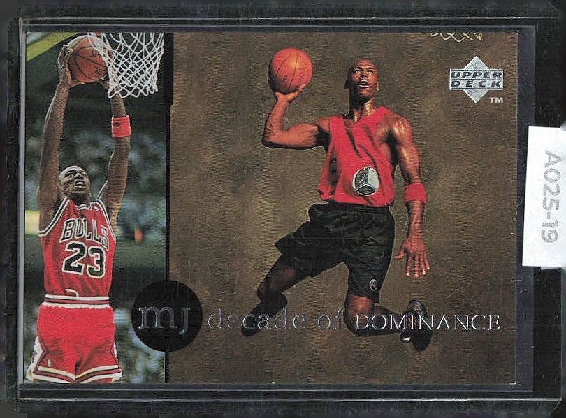 1994-95 Upper Deck Decade of Dominance Michael Jordan Card #J5 Bulls HOF